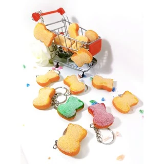 🍞🍞พวงกุญแจ​ขนมปังสี โรยน้ำตาล พวงกุญแจแฮนด์เมด🍞🍞