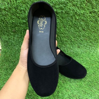 รองเท้าพื้นเรียบ สีดำล้วน ผ้ากำมะหยี่  Size 36-43 ถ่ายจากสินค้าจริง สินค้าพร้อมส่งคะ