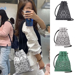 แท้ 💯% bao bao crossbody bag issey miyake miss bag drawstring fashion bucket bag กระเป๋าสะพายข้าง กระเป๋าพาดลำตัว กระเป๋