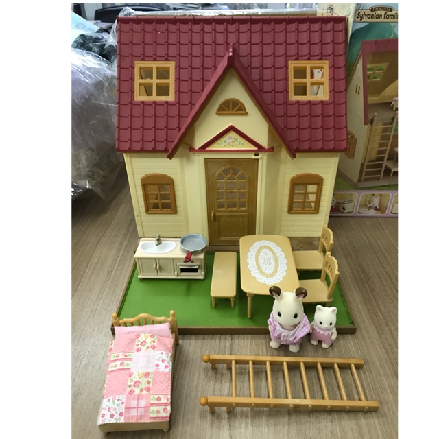 Sylvanian Families Starter House