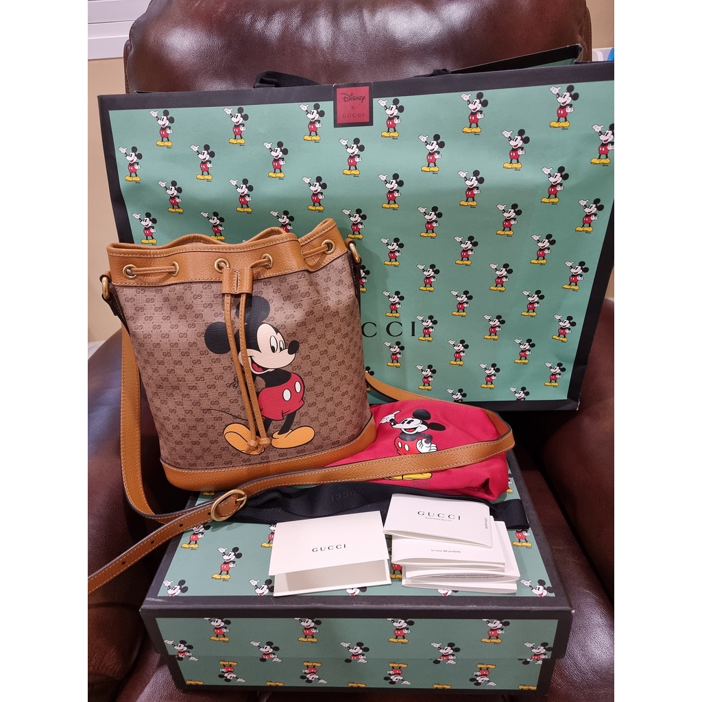 กุชชี่ Disney x Gucci Mickey Mouse Bucket Bag สภาพดี ของแท้ ช้อปสวิส