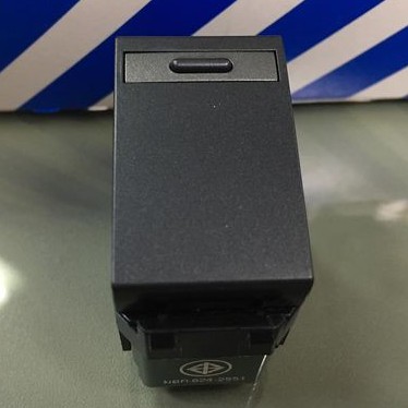 PANASONIC สวิทซ์ทางเดียว WEG 5531 MB Metallic Black / MH Metallic White