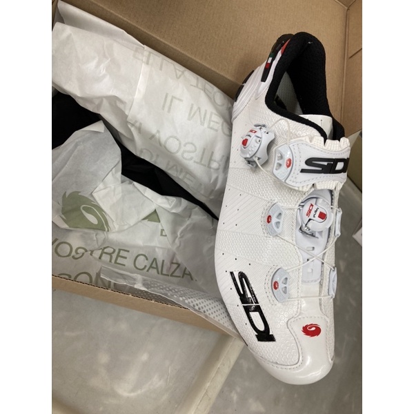 Sidi Wire2 รองเท้าคาร์บอนสีขาว