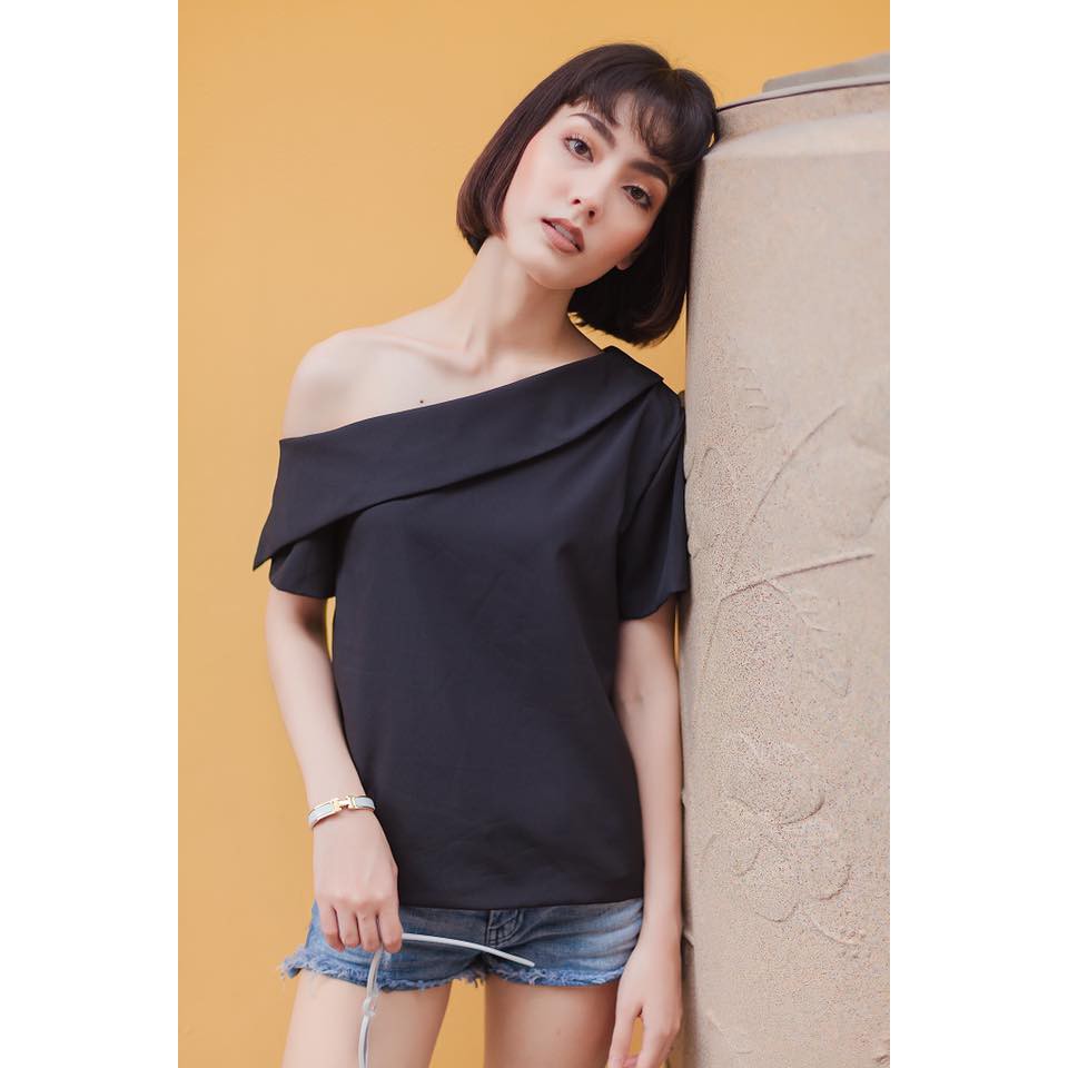 Neat7_official #N7117 Black