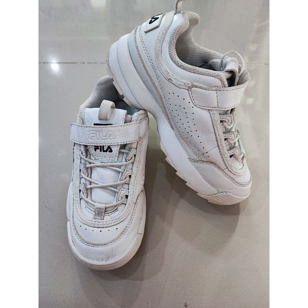 รองเท้า​เด็ก​ Fila สีขาว Size 21cm​ / EUR​ 33.5 Made in China