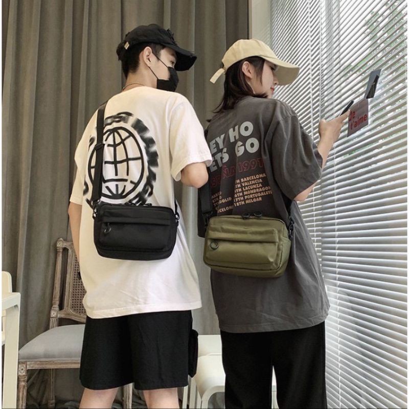 สินค้าใหม่ ราคาพิเศษสุด❗กระเป๋าสะพายข้าง ทรงเหลี่ยม (มี2สี)