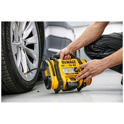 DEWALT เครื่องสูบลมไร้สาย 18V. (เครื่องเปล่าไม่รวมแบตฯ) รุ่น DCC018N-XJ รับประกัน 3 ปี