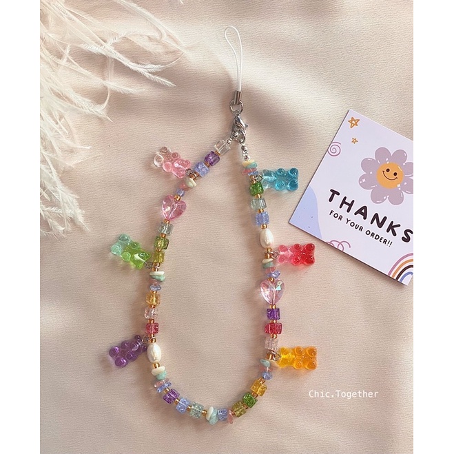 สายคล้องเคสมือถือ หรือสร้อยคอ รุ่นหินคริสตัลเหลี่ยมคละสี & จี้หมีกัมมี่แบร์หลากสี น่ารักสดใส