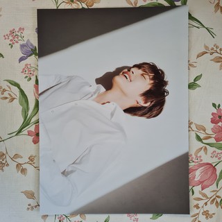 [แท้/พร้อมส่ง] หน้าโฟโต้บุ๊คแบ่งขาย หยางหยาง Yangyang WayV Holiday Photo Book