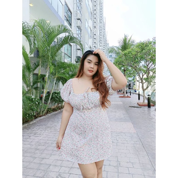 เดรสลายดอกน่ารัก​ สายหวานสายคาเฟ่​ งานสาวอวบแท้แน่นอนรีวิวเองจ้า