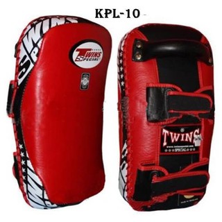 Twins special Curved Kick Pads KPL-10  Red Black ( M,L) for Training MMA เป้าเตะแบบโค้ง ทวินส์สเปเชียล แดง-ดำ หนังแท้