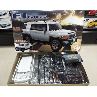 FUJIMI 1/24 Toyota FJ Cruiser White (โมเดลรถยนต์ Model DreamCraft)