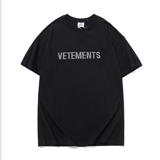 Vetements ใหม่เสื้อยืดลําลองแขนสั้นผ้าฝ้ายทรงหลวมลายโลโก้