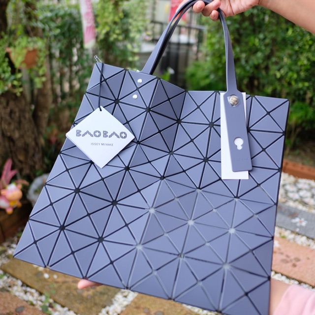 New กระเป๋า baobao 6*6 สีเทา เนื้อแมท collection December 2018