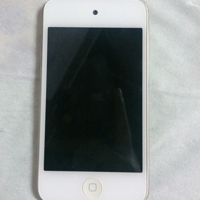 Ipod gen 4 / 8 g