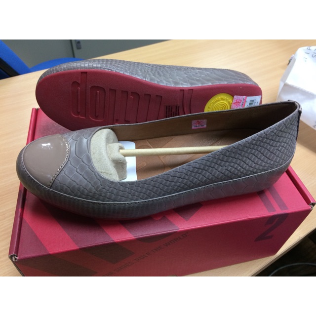 Fitflop Due Snake Bungee Cord มือหนึ่ง ของแท้💯 Size: EUR 38.5