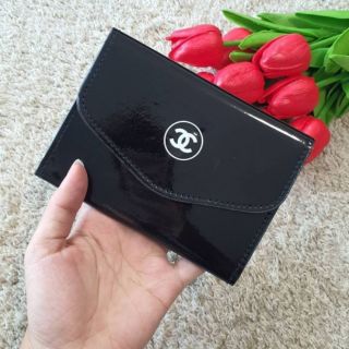 ใส่บัตร+พาสปอร์ต สุดหรูจากงาน Vip Gift แบรนด์ดังอย่าง Chanel