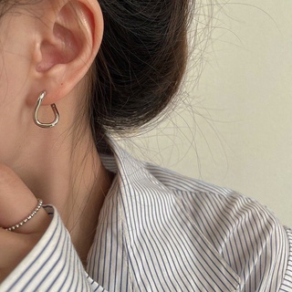 ต่างหู ห่วง sliver hoop curve earring  สไตล์เกาหลี แฟชั่นผู้หญิง พร้อมส่ง ร้านไทย