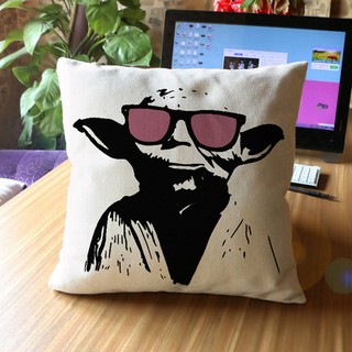 หมอน 18นิ้ว Yoda Cool - Star Wars
