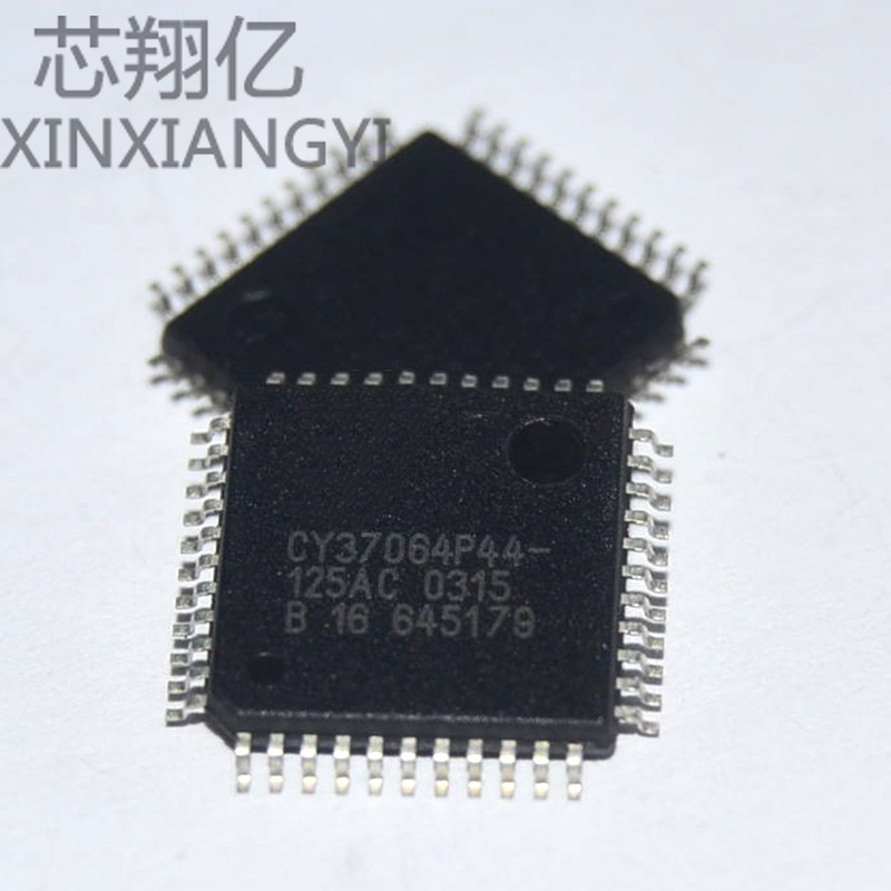 YTH QFP ชิปซีรีส์แพ็คเกจ CY37064P44-125AC QFP44 ใหม่เอี่ยม