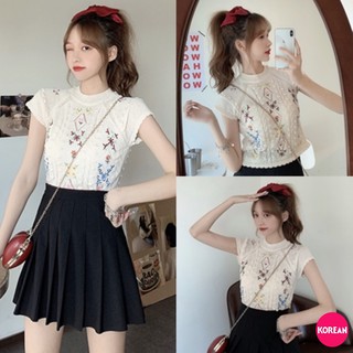 🎀Korean Fashion🎀เสื้อยืด คอกลม แขนสั้น ผ้าไหมพรม ปักลายดอกไม้ เก๋ๆ