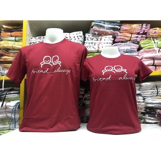 เสื้อยืดครอบครัวเป่ายิ้งฉุบ ผ้าคอตตอน100% สีเลือดหมูลายfriend alwaysพร้อมส่ง