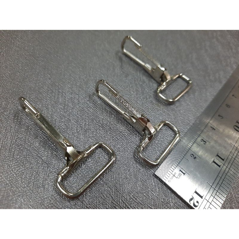 Kew Kew Iron 2.5 ซม. บรรจุ 12 ชิ้น