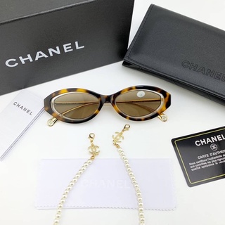 แว่นตากันแดด ชาแนล OVAL CH5424 SUNGLASSES