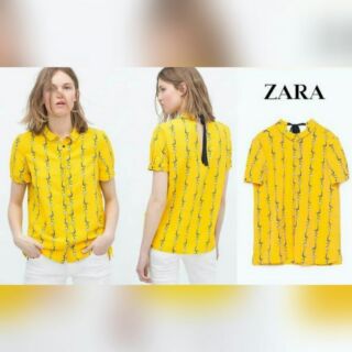 พนร้อมส่ง

ZARA : Printed blouse BLOUSE เสื้อสีเหลืองสดใส ลายนกน่ารัก ใส่สวย สดใส  งานแท้