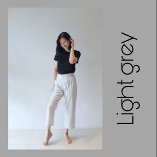ถูกมาก! Light grey l กางเกงขากระบอก 5 ส่วน