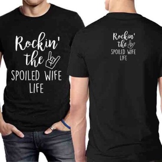 เสื้อยืด พิมพ์ลาย Rockin The Soiled Wife Life 2 ด้าน สําหรับผู้ชาย และผู้หญิง