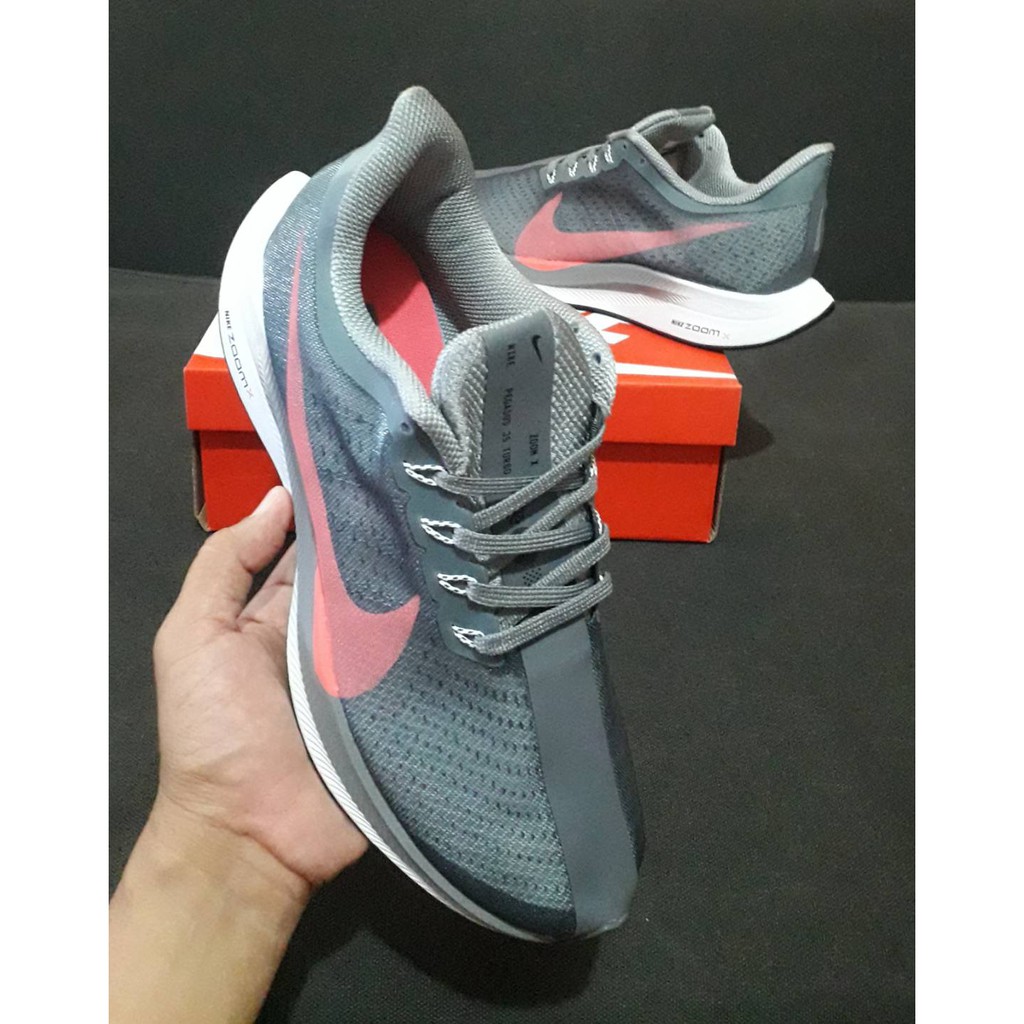 nike pegasus turbo gray