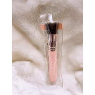 แปรงแต่งหน้า Cute Press Evory Stellar Foundation Brush