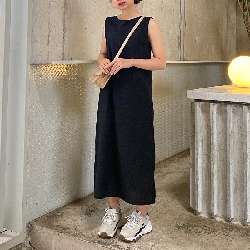 Black tree dress เดรสผ้าฝ้ายแขนกุดสีดำ (td01)