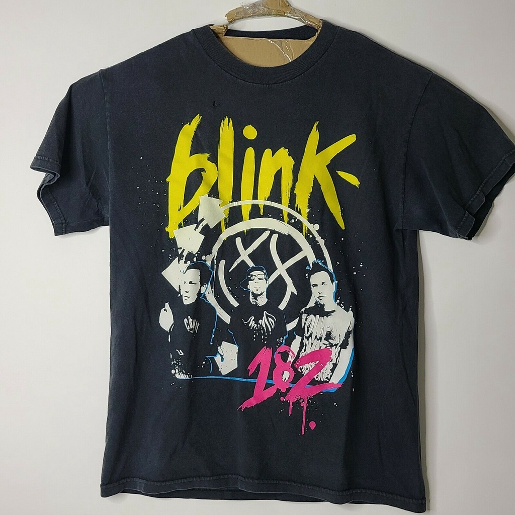 ผ้าฝ้ายแท้ขายดี เสื้อยืดลําลอง แขนสั้น พิมพ์ลายวง Blink 182 2009 สีดํา สําหรับผู้ชาย MOkgmp88OCnhnp6