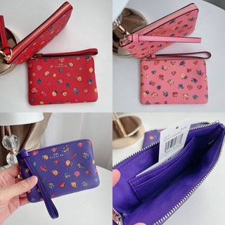 🎀 (สด-ผ่อน) คล้องมือ 1S ลายดอก ม่วง แดง ชมพู COACH CA735 CA716 CORNER ZIP WRISTLET