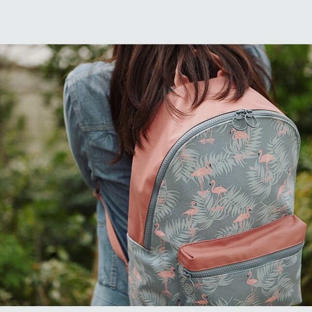 กระเป๋า famingo