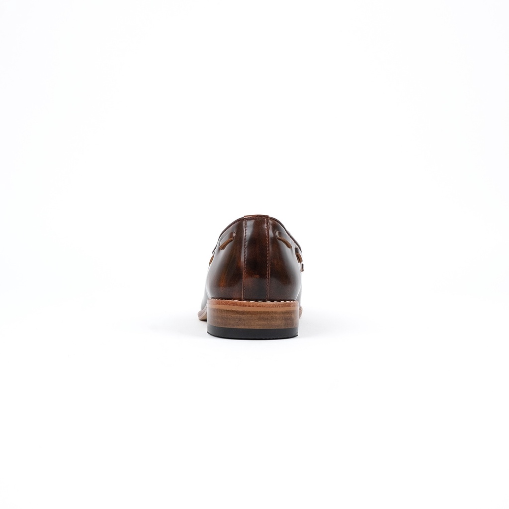 Moonlife Tassel Lowell - Brown Brush off รองเท้าหนังวัวแท้ ทรงโลฟเฟอร์ สีน้ำตาล