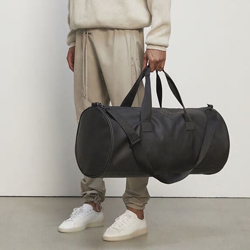 FEAR OF GOD  FOG ESSENTIALS hand bag,  กระเป๋าวันหยุดสุดสัปดาห์ Bag