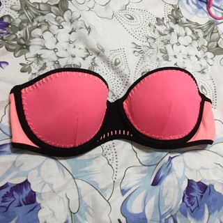 บิกินี่เกาะอก victorias secret คัพ34C แต่คัพBก่ใส่ได้ค่า