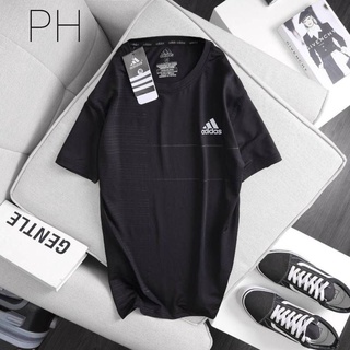 เสื้อคอกลมAdidas ลายไหม่ ผ้านิ่มระบายอากาศดี ไม่อมเหงื่อ ผ้าเย็น (ลายไหม่มาอาจไม่ตรงตามรุปแต่สวยทุกลายไม่ชอบส่งคืน)