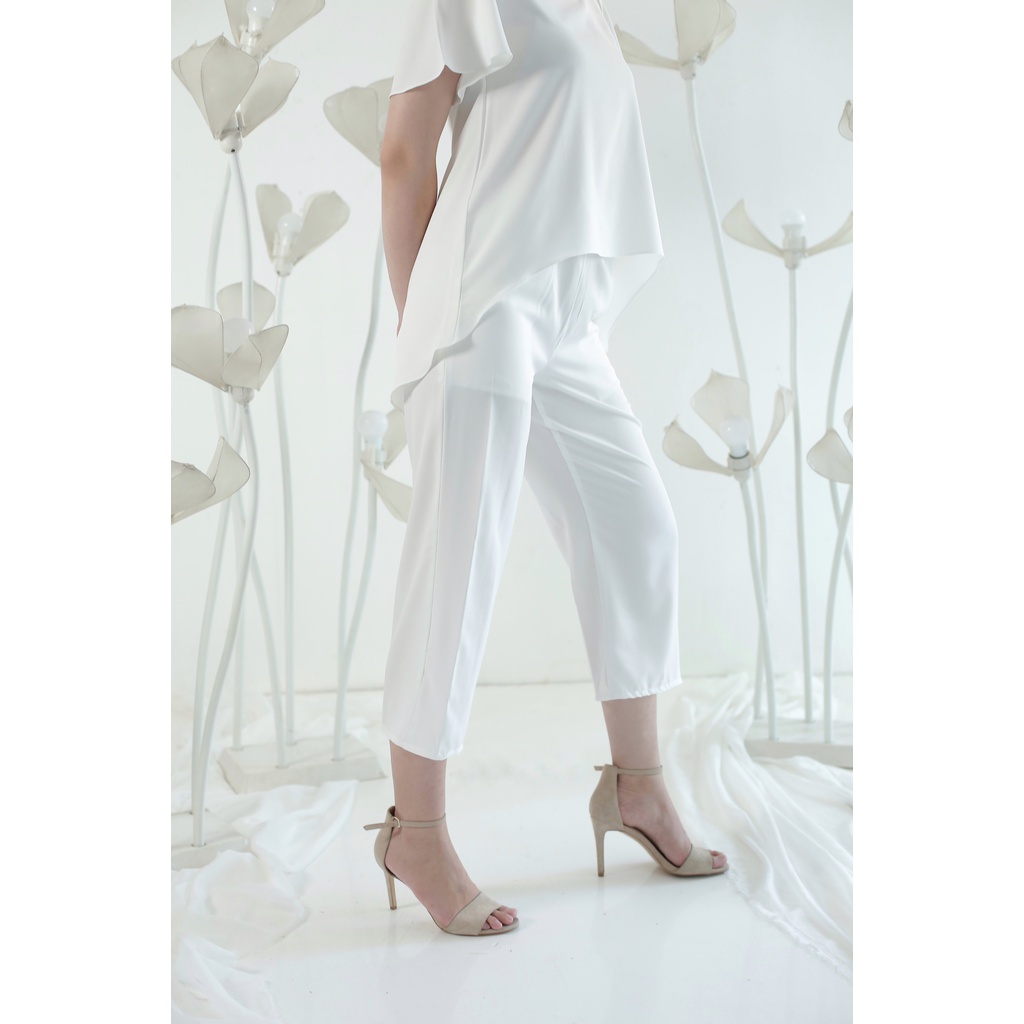 Raven Pants สีขาว***