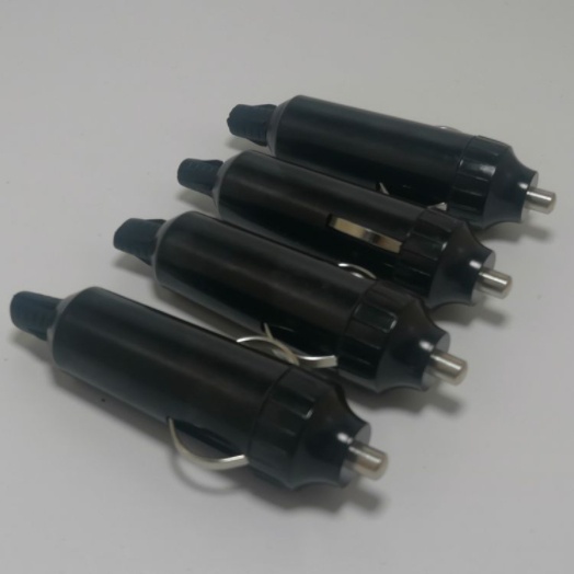 ปลั๊กจุดบุหรี่ ตัวผู้  12V  + ฟิวส์ 10A ( รุ่น หัวสีแดง ไม่มีฟิวส์) - รูปที่ 3
