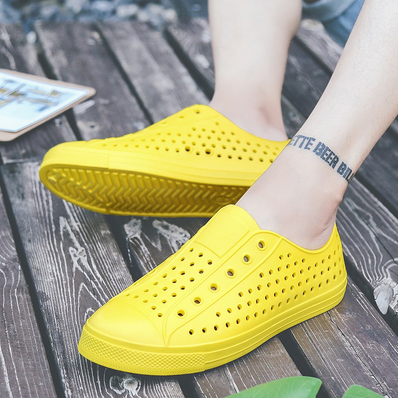 2024 แบรนด์พื้นเมือง ล่อ & อุดตัน รองเท้ากันน้ําแฟชั่น