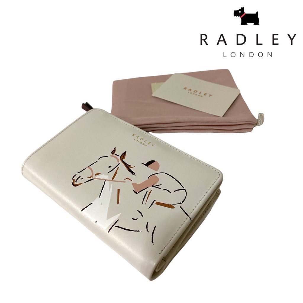 กระเป๋าสตางค์ใบสั้นสีขาวครีม RADLEY London แบรนด์แท้100% จัดส่งฟรี