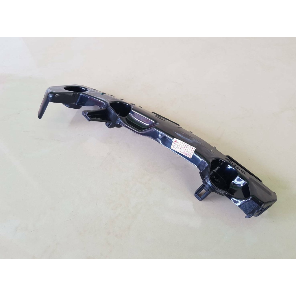 พลาสติกยึดขากันชนหน้า TOYOTA VIGO ปี2004-2008 ข้างLH(ซ้าย) ราคาอันละ100บาท