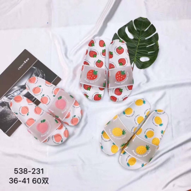รองเท้าแตะ ลายผลไม้ Fruity สตรอ/พีช/สัปปะรด
