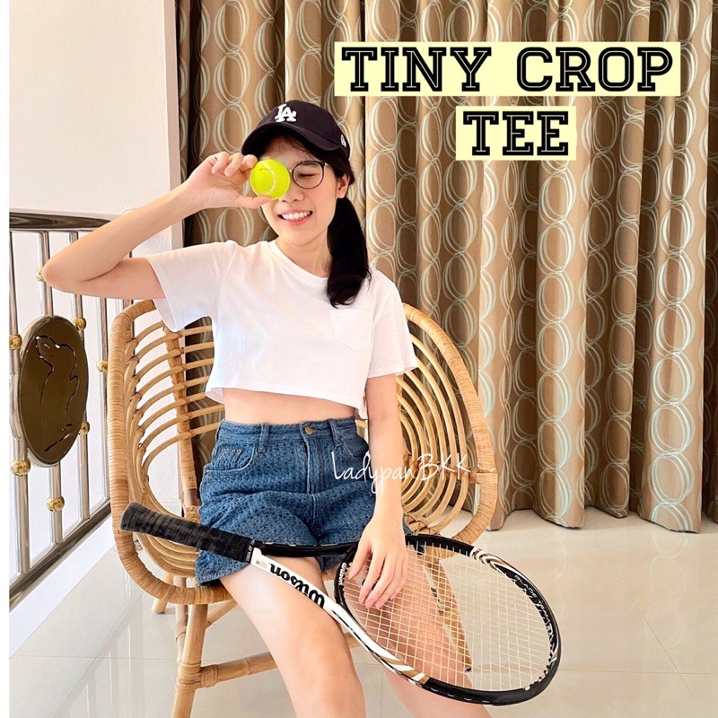 Tiny Crop Tee👾 เสื้อครอปสีพื้น แต่งกระเป๋าหน้า Ladypan.BKK