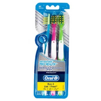 Oral B แปรงสีฟัน CrossAction™ Pro-Health Antibacterial 3s คละสี p&g