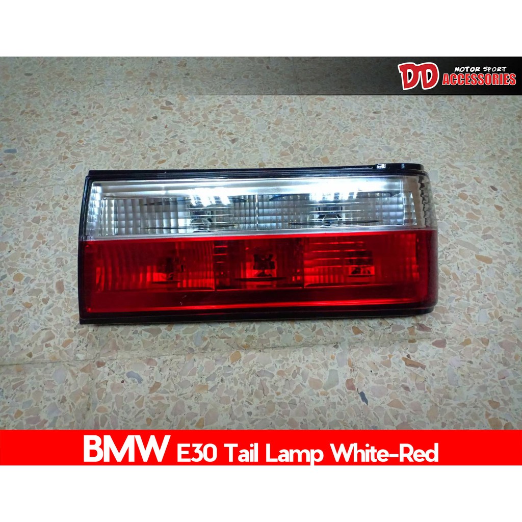 ไฟท้าย BMW E30 1988 1989 1990 สีขาวแดง รุ่นไฟท้าย 3 ชั้น